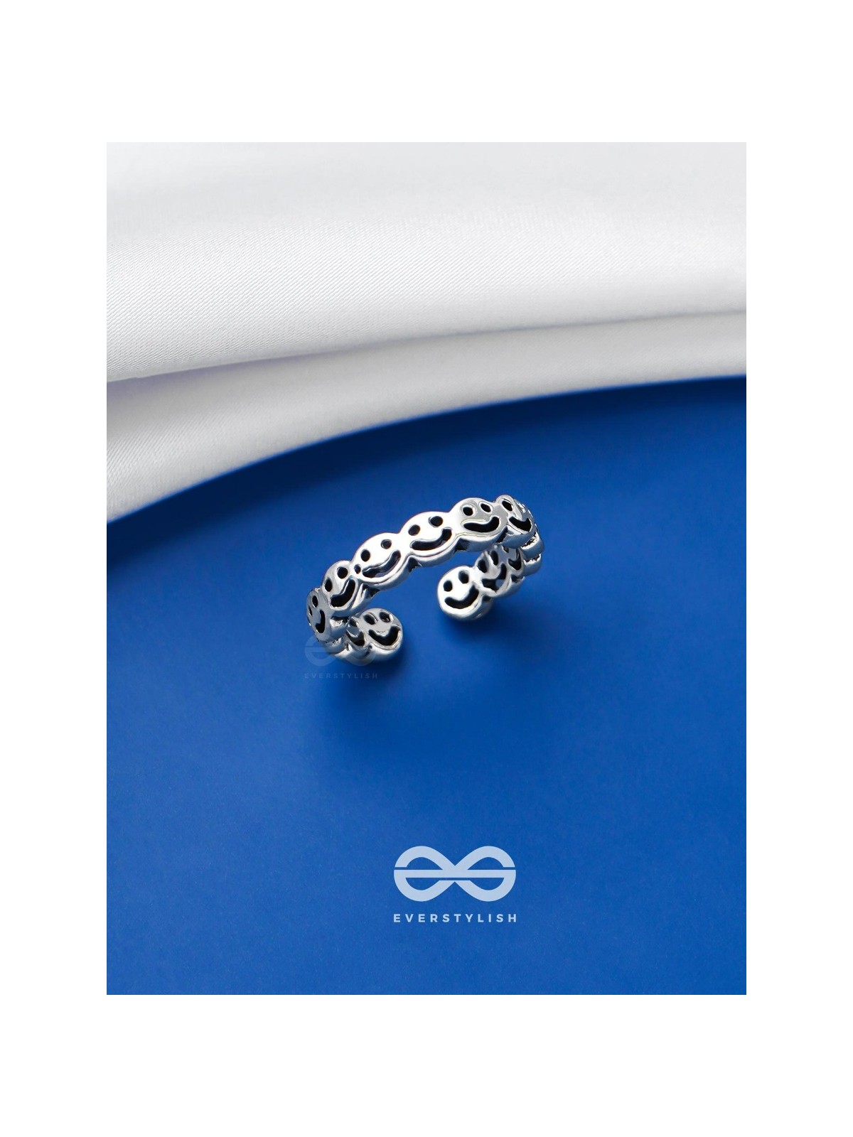 SINISTER SMILES - SILVER ADJUSTABLE RING