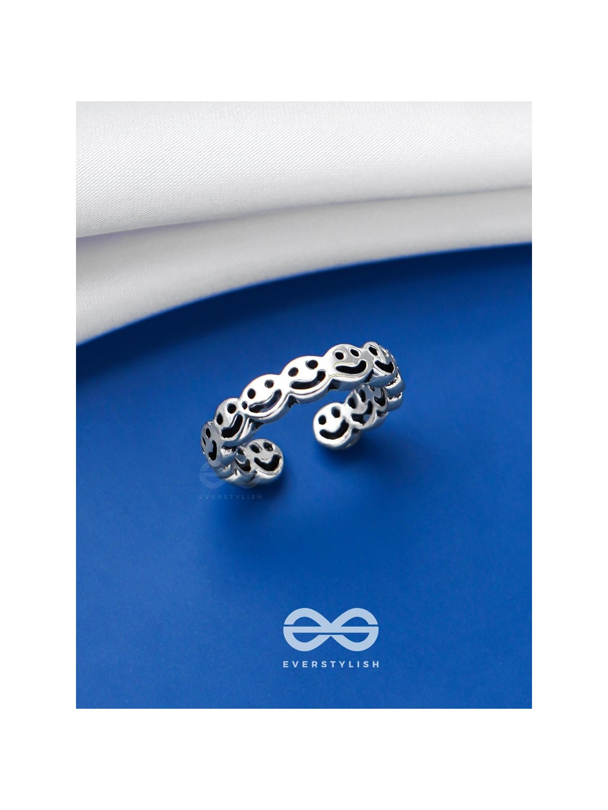 SINISTER SMILES - SILVER ADJUSTABLE RING