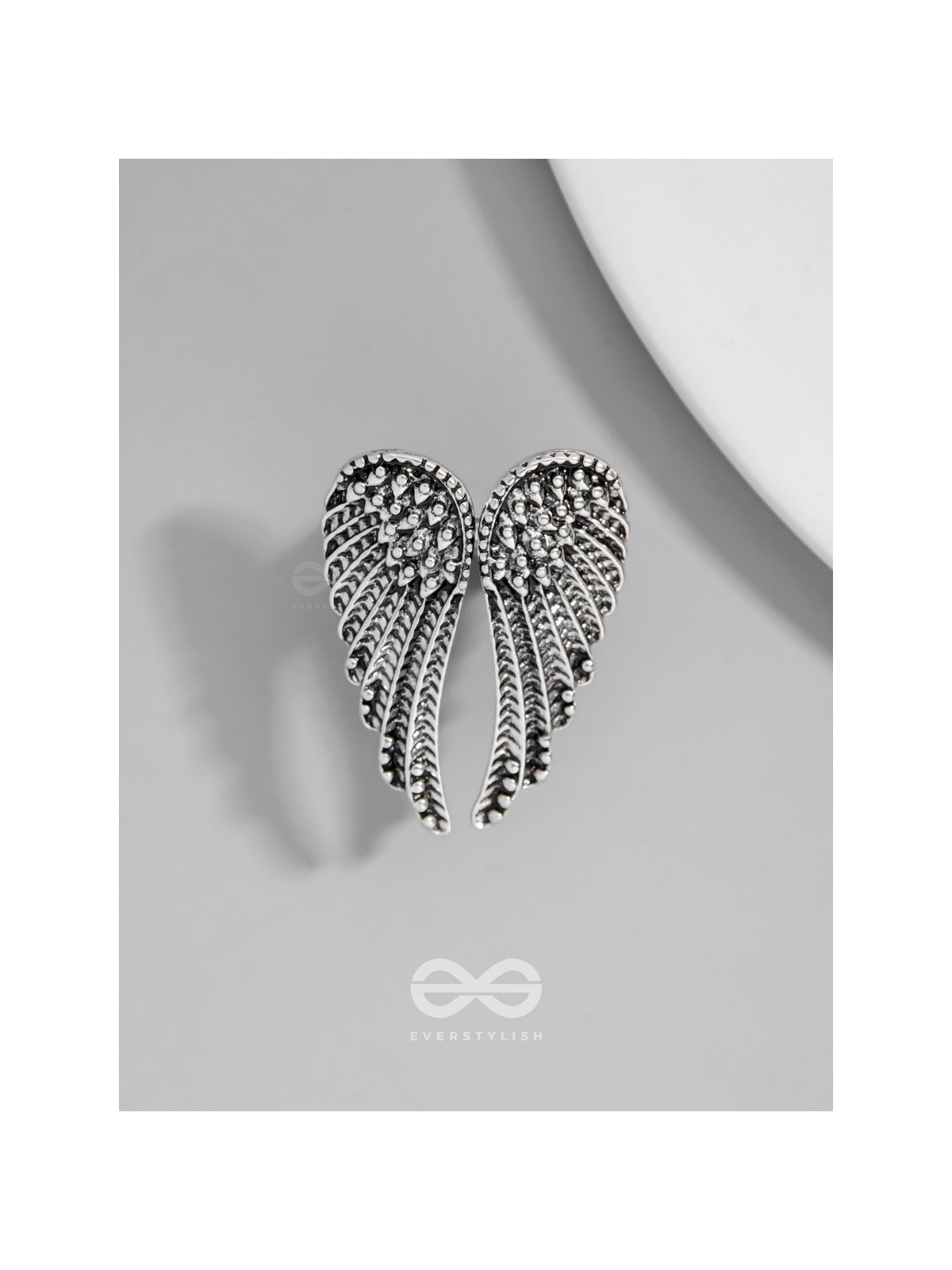 MIDNIGHT RAVEN WING - STATEMENT SILVER RING (ADJUSTABLE)