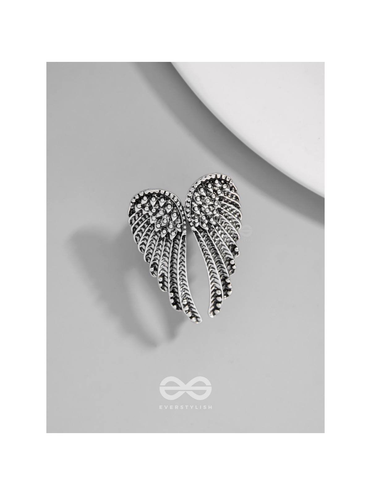 MIDNIGHT RAVEN WING - STATEMENT SILVER RING (ADJUSTABLE)