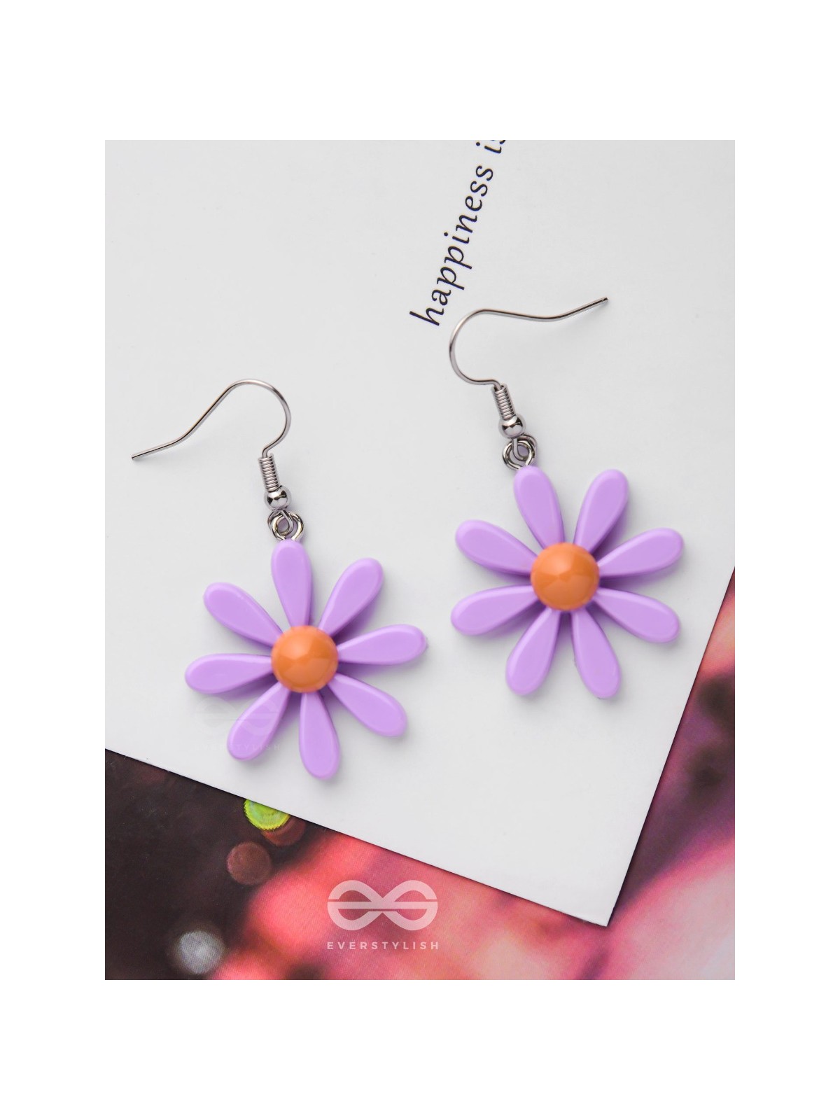 BLOOM IN STYLE - ELEGANT ACRYLIC EARRINGS (LAVENDER)