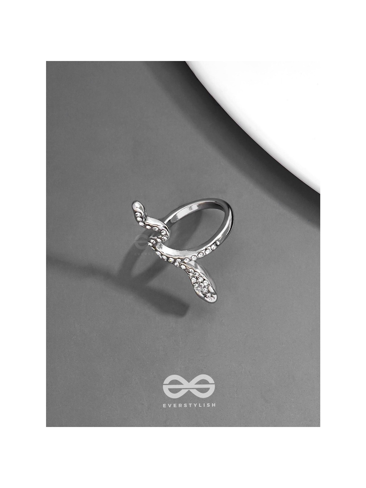 STUDDED SLYTHERIN - STATEMENT SILVER RING (ADJUSTABLE)