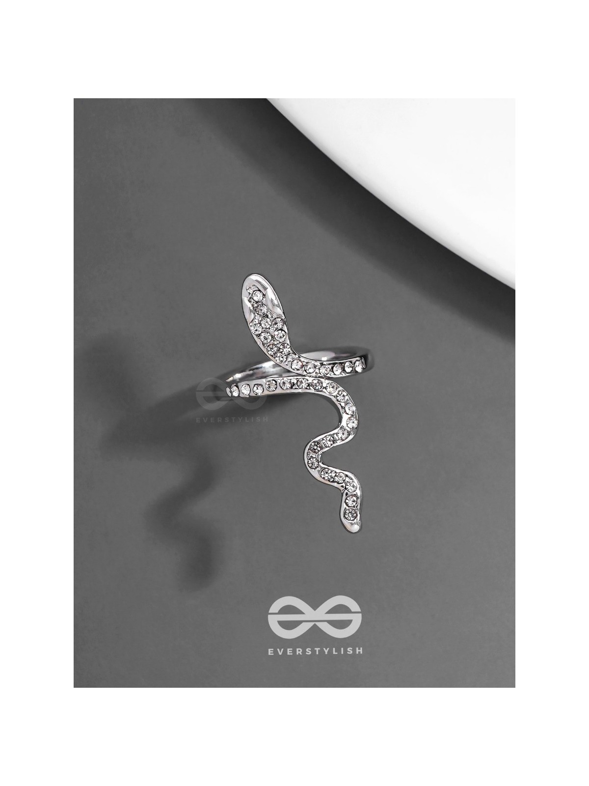 STUDDED SLYTHERIN - STATEMENT SILVER RING (ADJUSTABLE)