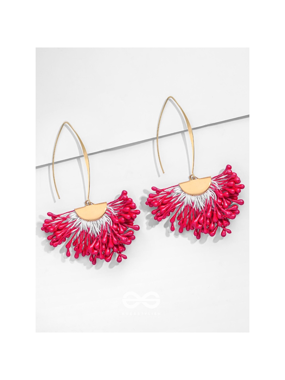 FREE SPIRIT SYMPHONY - GOLDEN EMBELLISHED EARRINGS (RED)