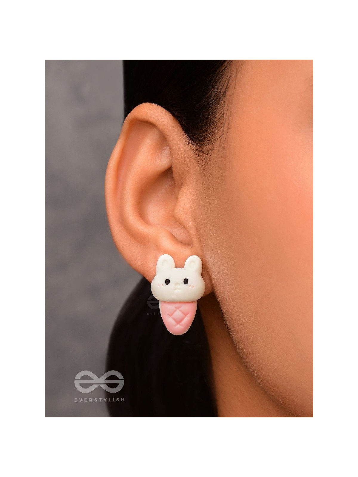 SCOOPS 'N CRUNCHES  - MISMATCHED ACRYLIC EARRINGS