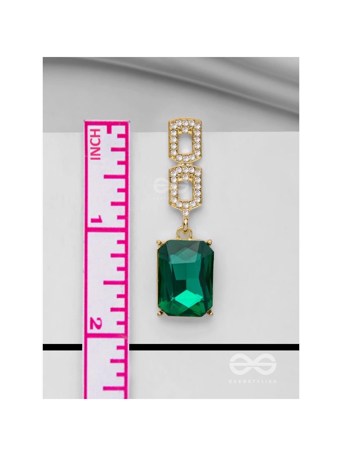 THE SPARKLING EMERALDS - GOLDEN EMBELLISHED EARRINGS