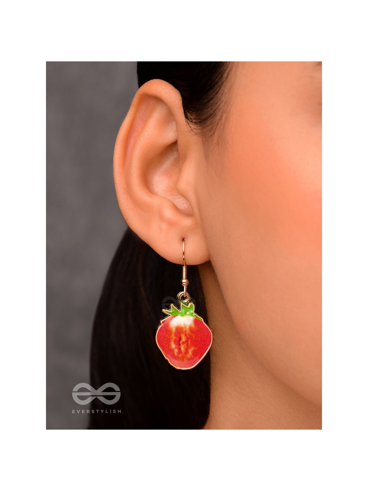 SIZZLING STRAWBERRY SLICES - GOLDEN EMBELLISHED EARRINGS