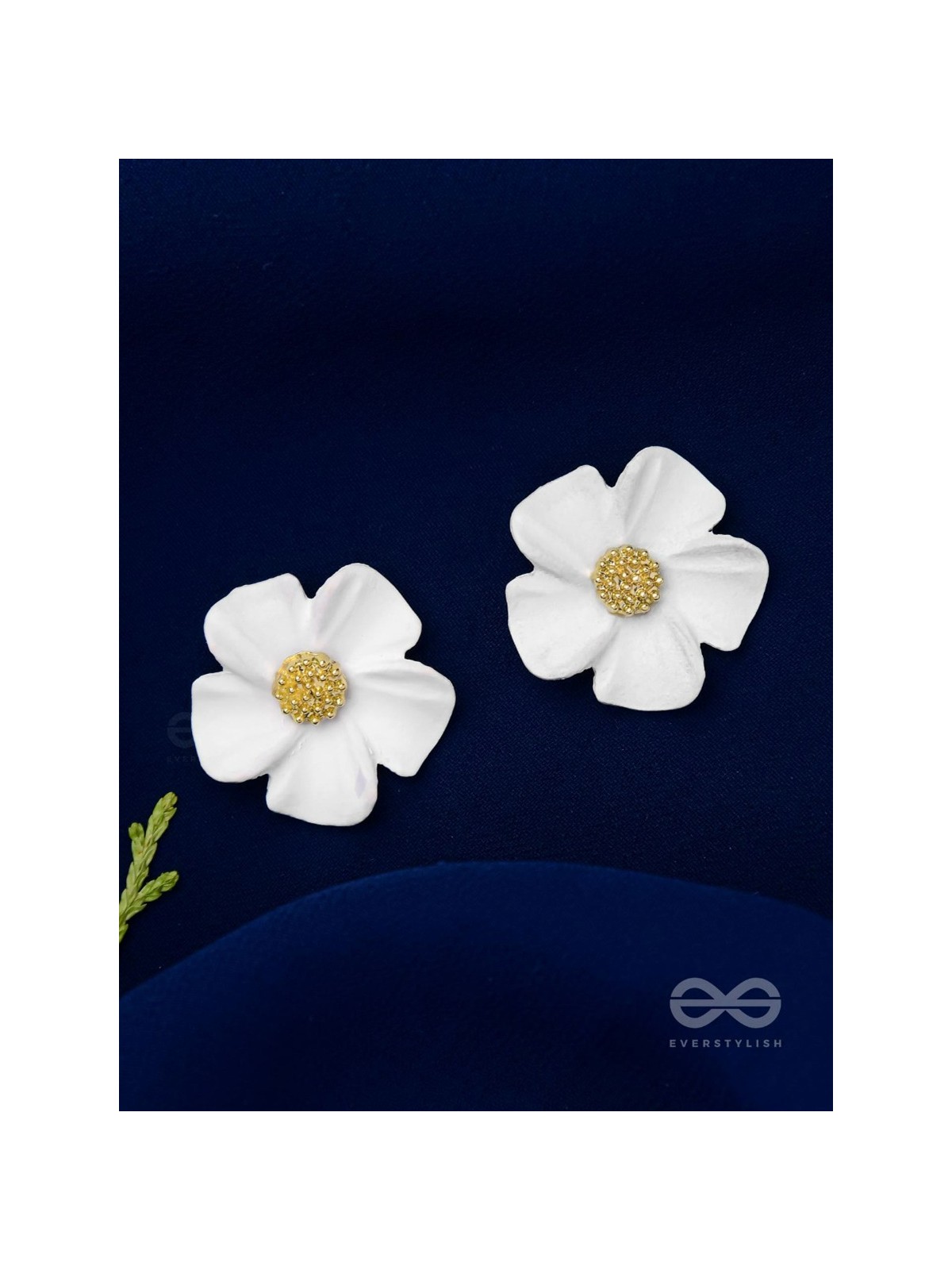 THE BLOSSOM BALLAD - GOLDEN AND WHITE ACRYLIC STUD EARRINGS