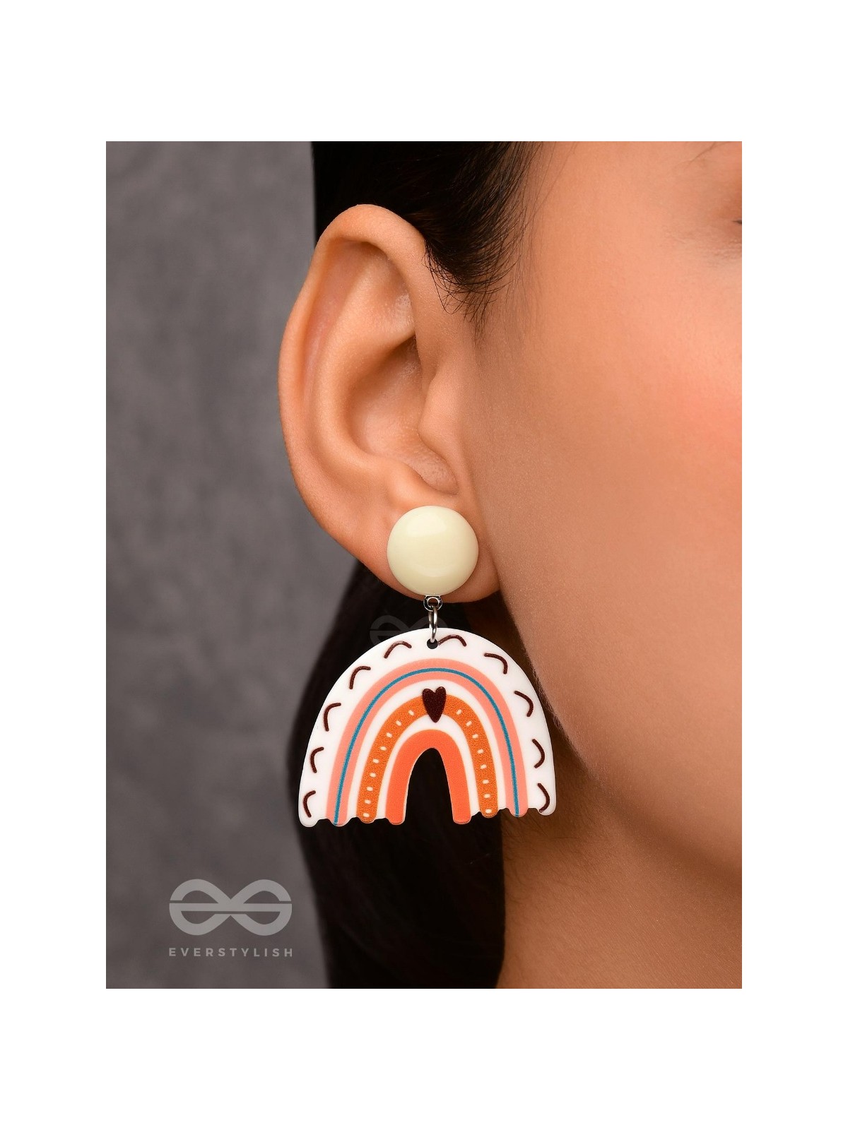 HEARTFELT RAINBOW - STATEMENT ACRYLIC EARRINGS 