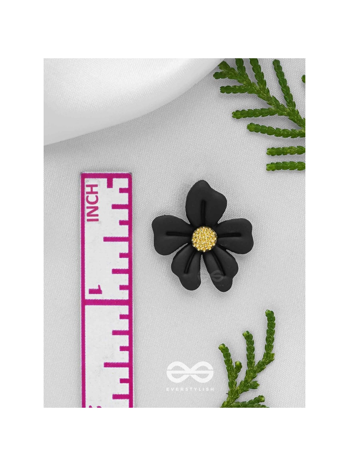 THE FLORAL FLING - GOLDEN AND BLACK ACRYLIC STUD EARRINGS