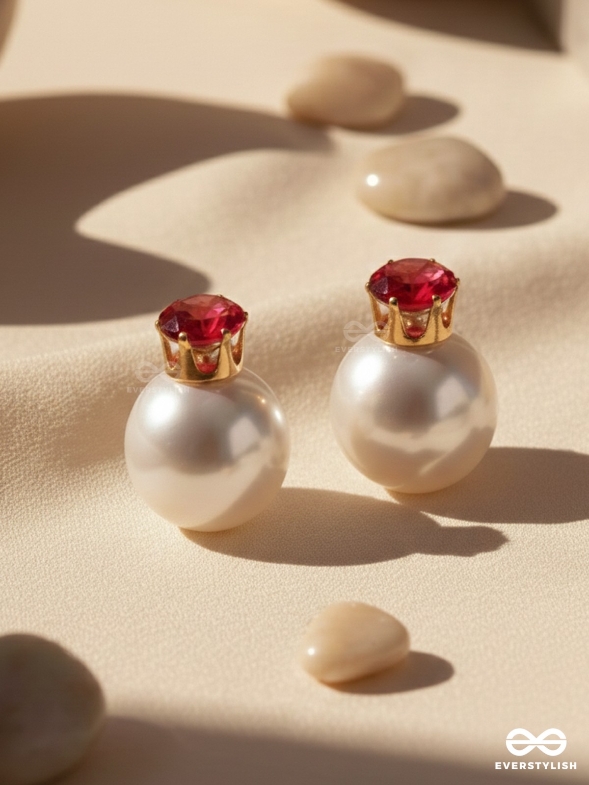 A MYSTIC PEARL - GOLDEN EMBELLISHED EARRINGS (MAGENTA)