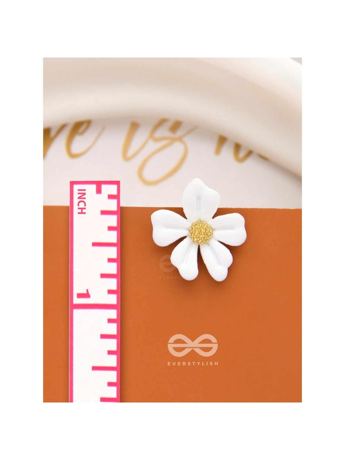 THE FLORAL FLING - GOLDEN AND WHITE ACRYLIC STUD EARRINGS