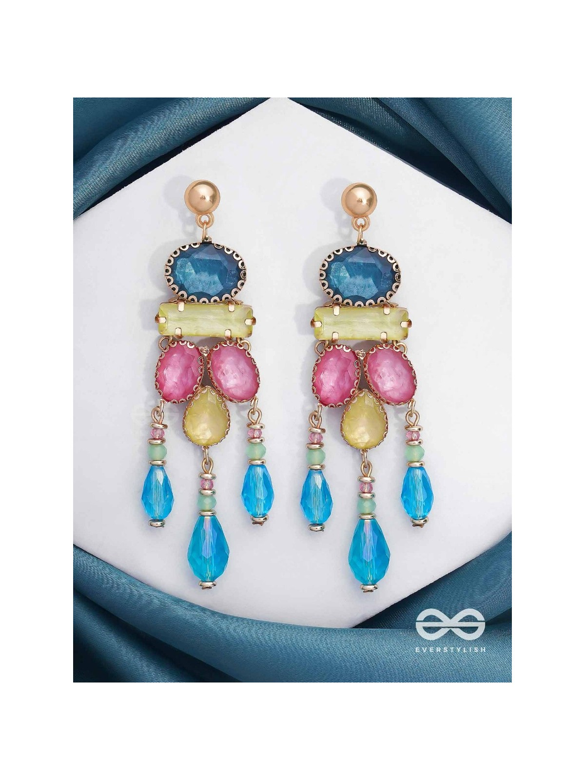 The Bright Delight - Golden Embellished Earrings