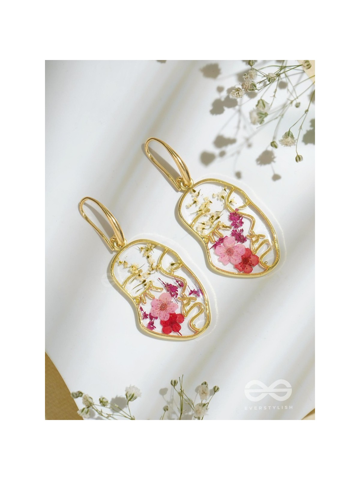 Rosie Reflections - Pressed Flower Resin Earrings