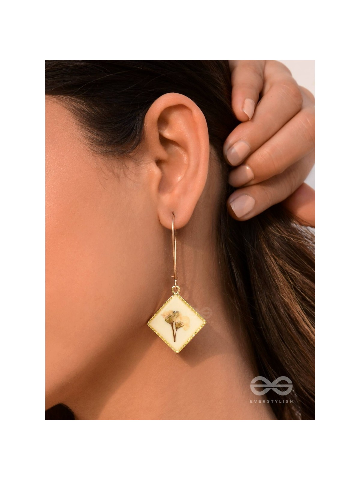 Pure Petals - Pressed Flower White Resin Earrings