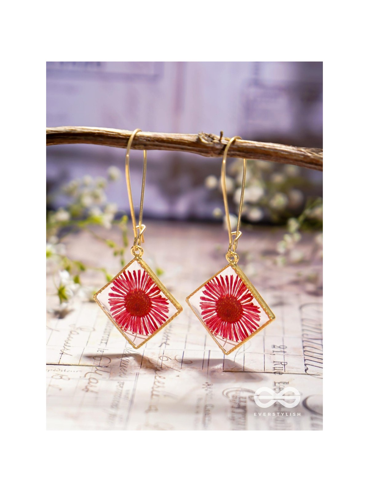 Scarlet's Garden - Pressed Flower Resin Earrings
