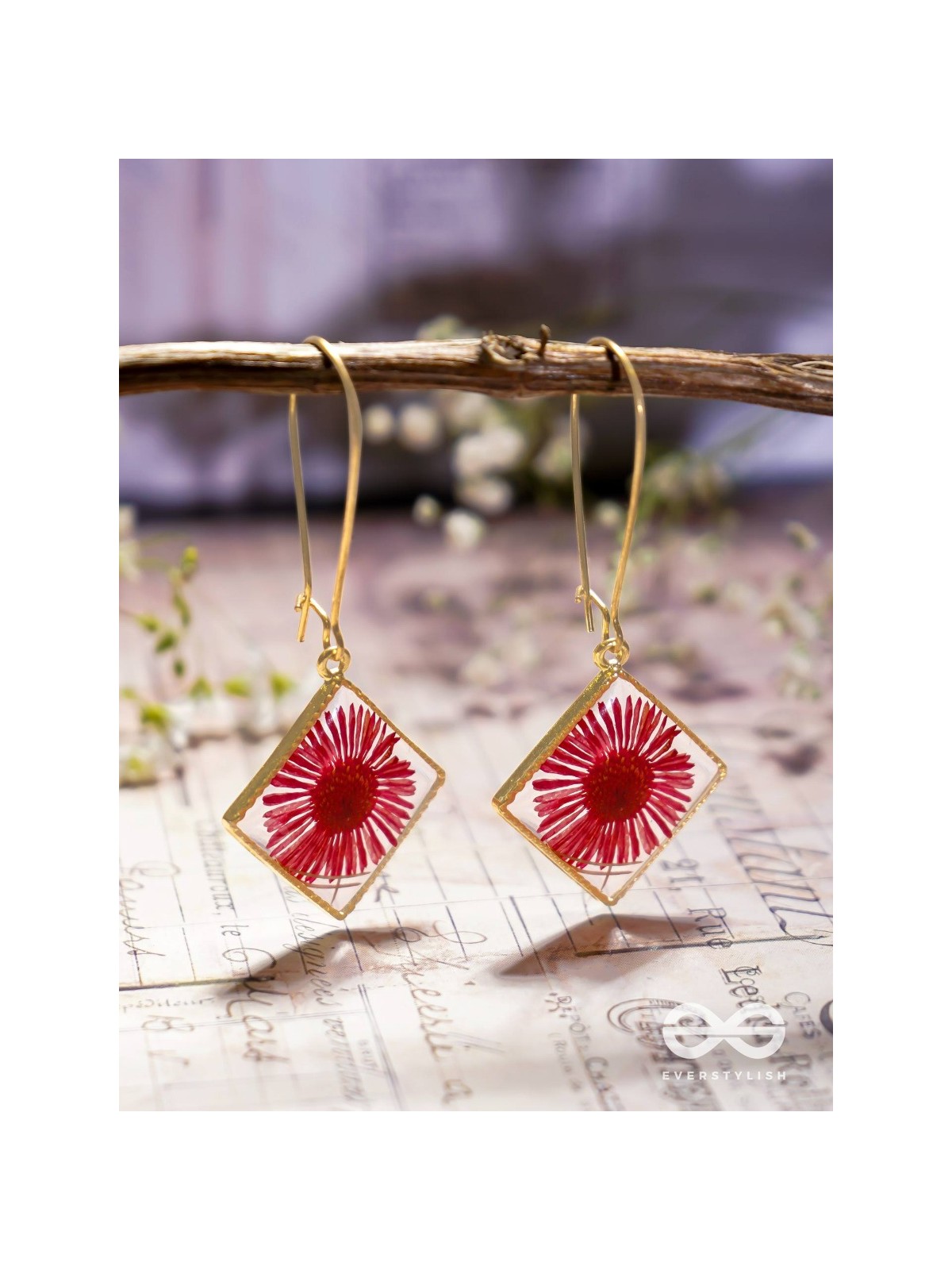 Scarlet's Garden - Pressed Flower Resin Earrings