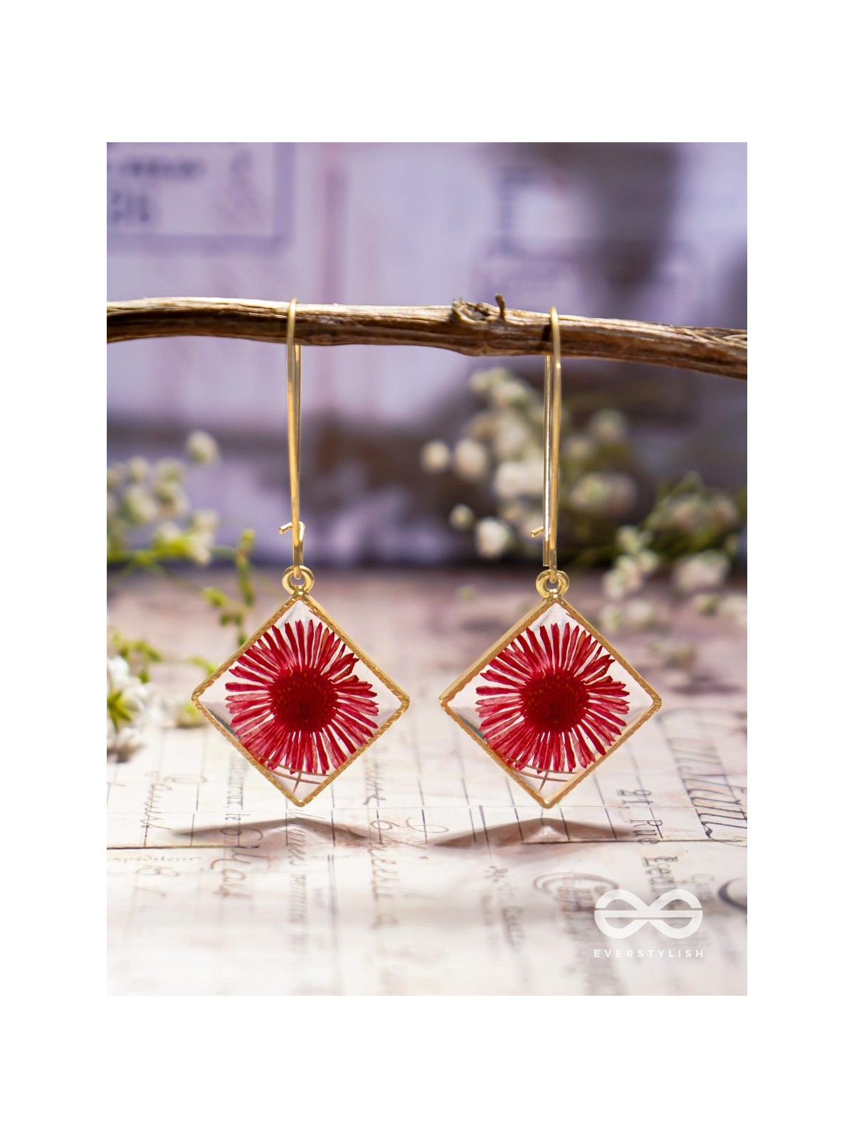 Scarlet's Garden - Pressed Flower Resin Earrings