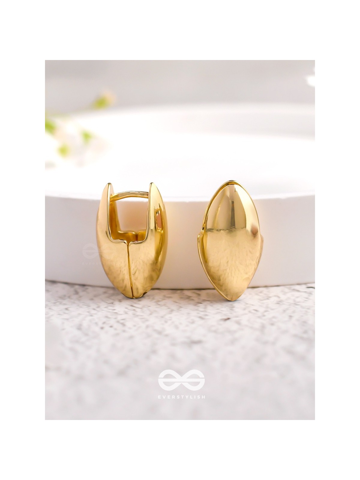 Radiant Essence - Golden Earrings