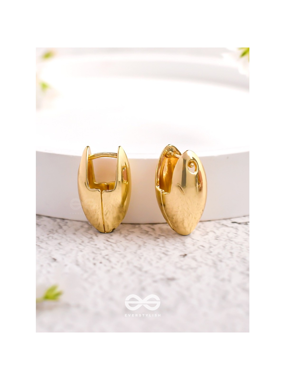 Radiant Essence - Golden Earrings
