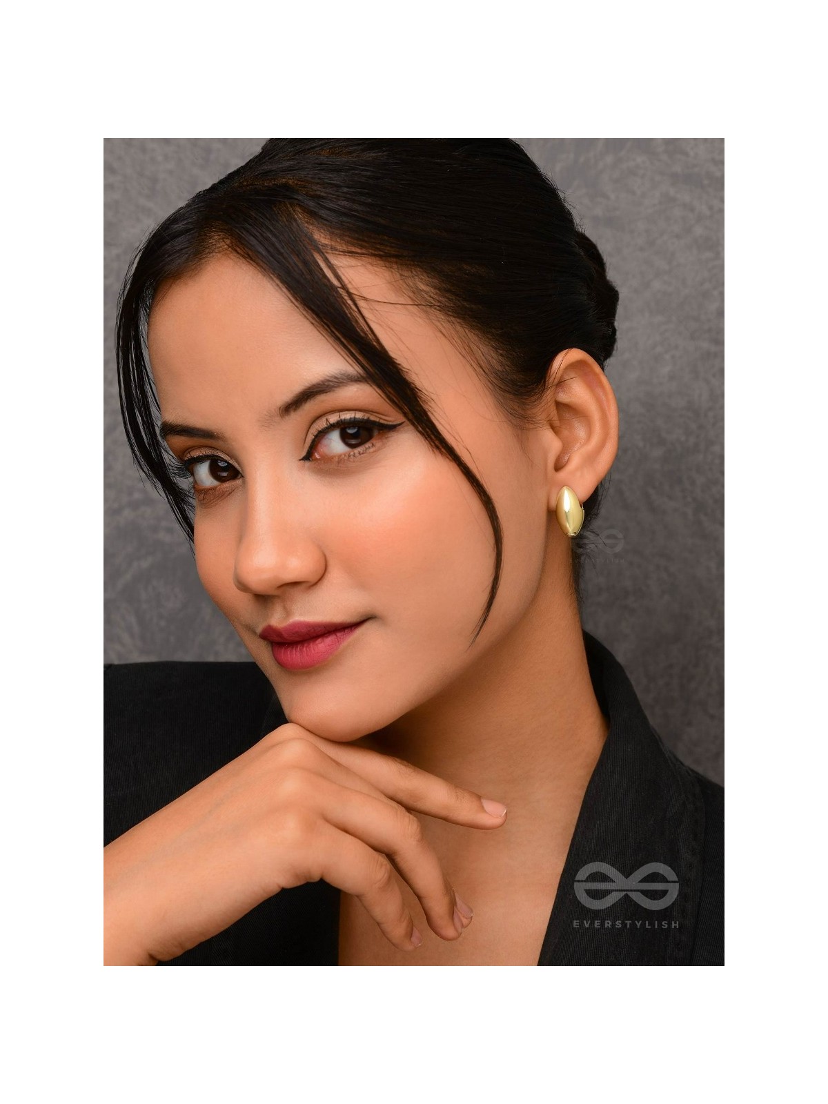 Radiant Essence - Golden Earrings