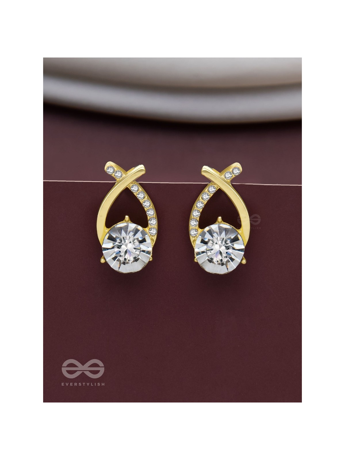 Shining Shimmerstones - Golden Embellished Earrings