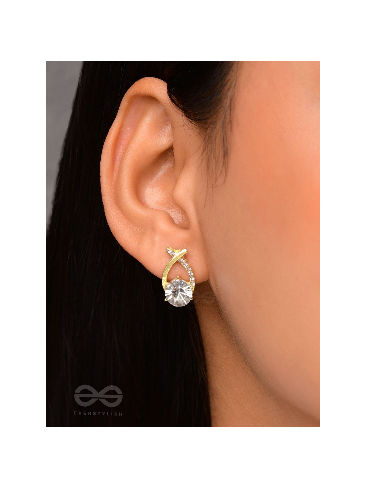 Shining Shimmerstones - Golden Embellished Earrings