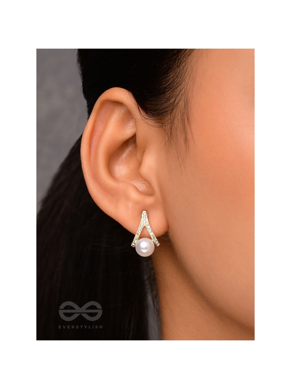 Glimmering Pearls - Golden Embellished Earrings