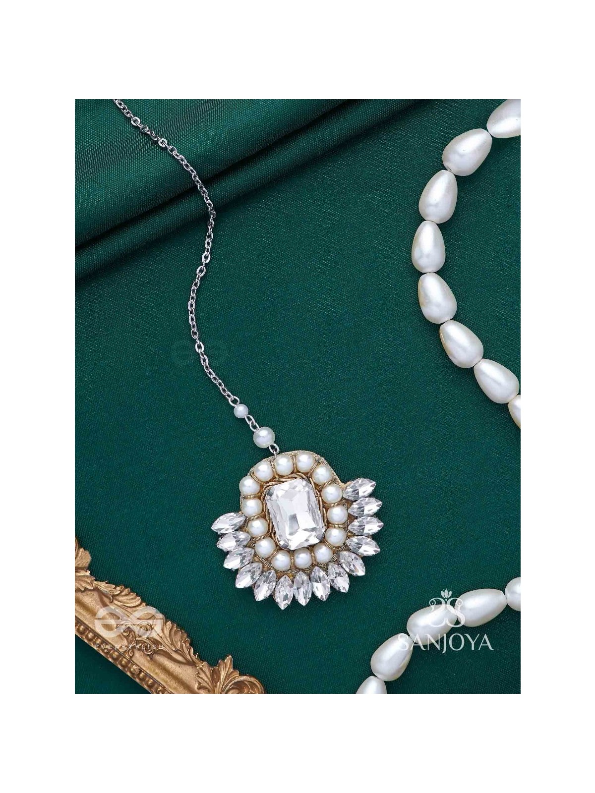 Adrisara - Essence Of Stones - Stones Hand Embroidered Maangtika