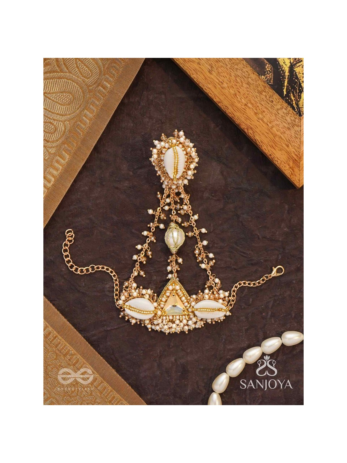 Sakosa - Ivory Coast -Beads And Shells Hand Embroidered Haathphool