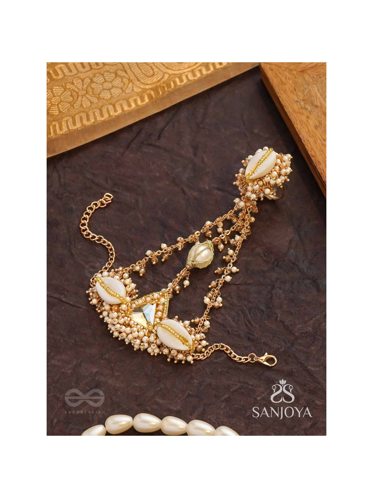 Sakosa - Ivory Coast -Beads And Shells Hand Embroidered Haathphool