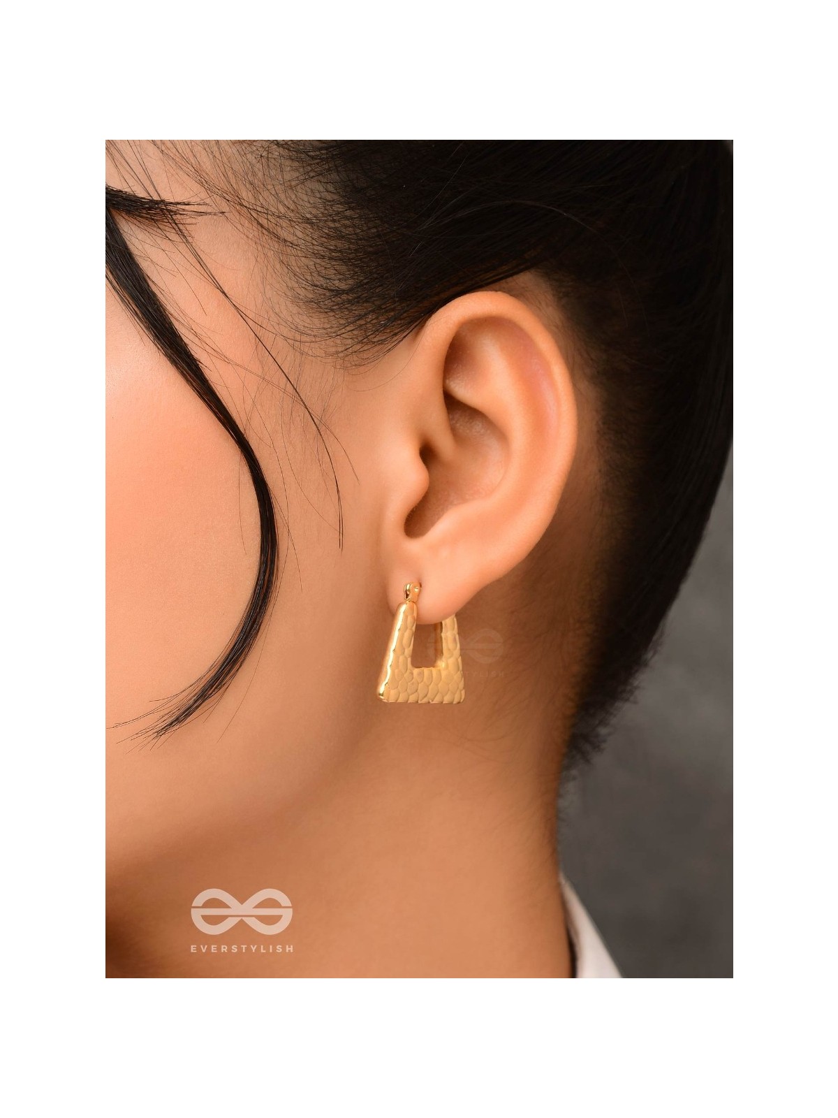 Ethereal Gleams - Golden Stainless Steel Earrings With Anti-Tarnish Coating