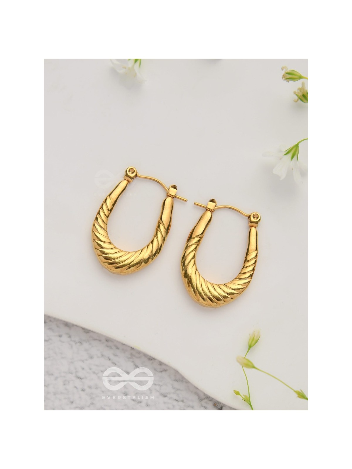 Moonbeam Echoes - Golden Stainless Steel Earrings With Anti-Tarnish Coating