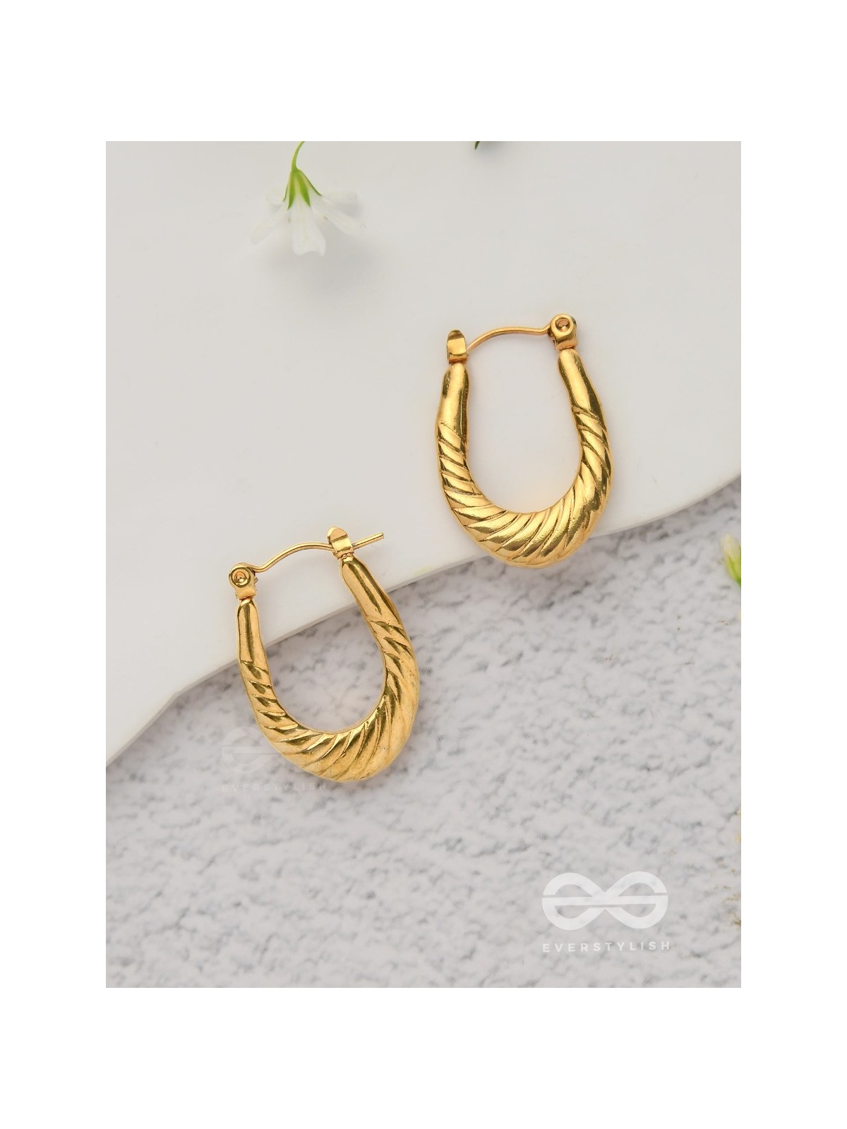 Moonbeam Echoes - Golden Stainless Steel Earrings With Anti-Tarnish Coating