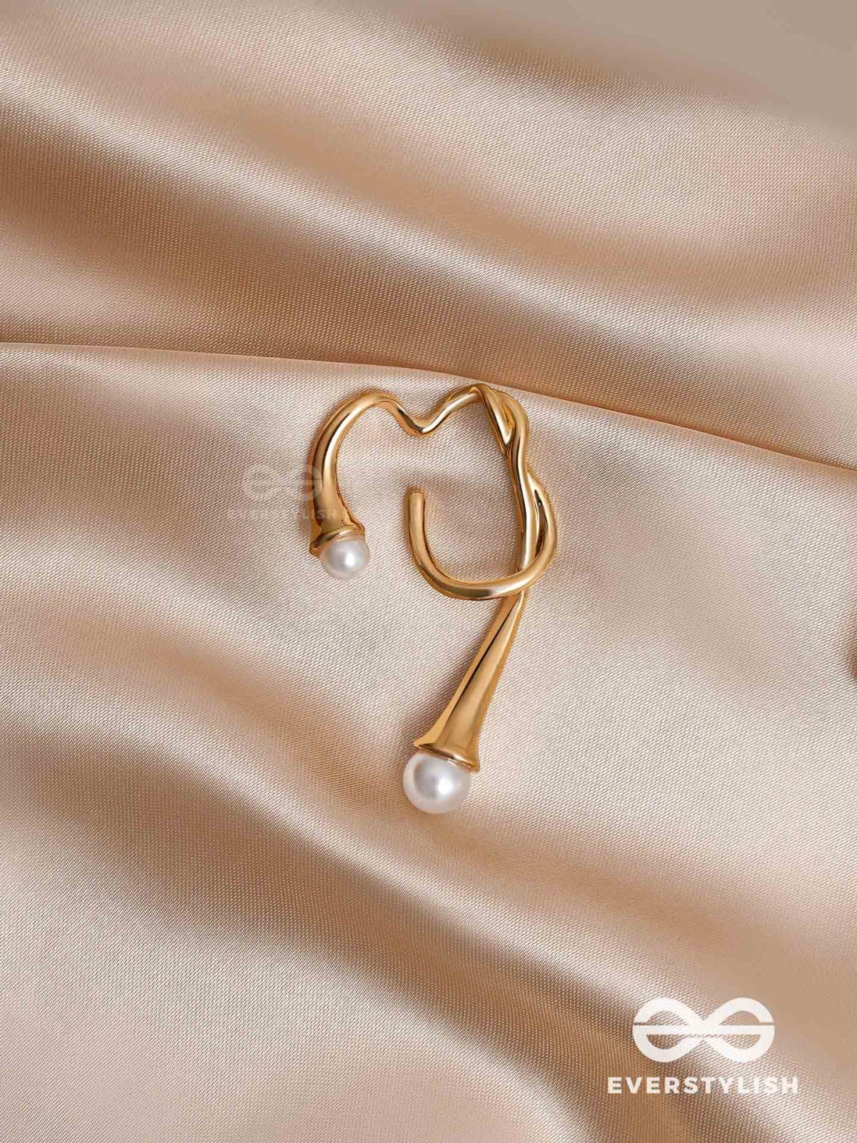 Draped Elegance - Golden Pearl Studded Ear Cuff (One Ear)