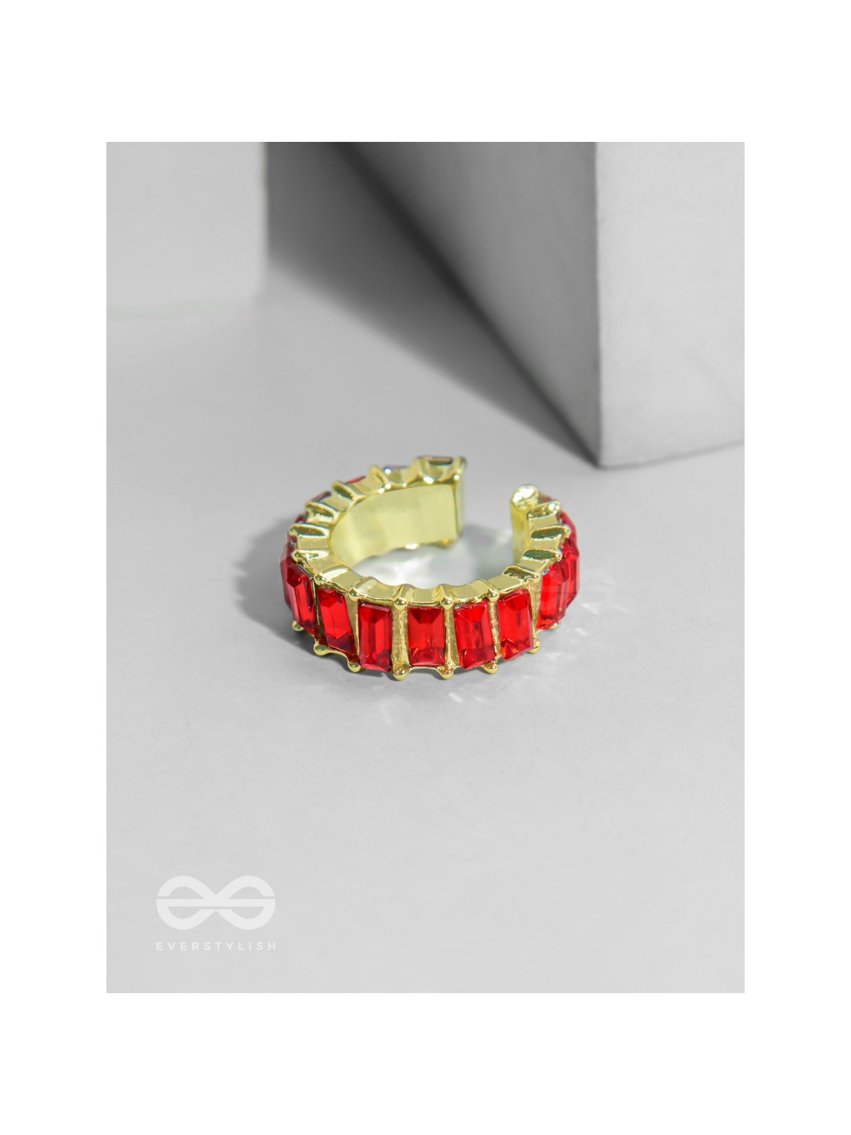 Sparkling Halo - Golden Embellished Ring (Red)