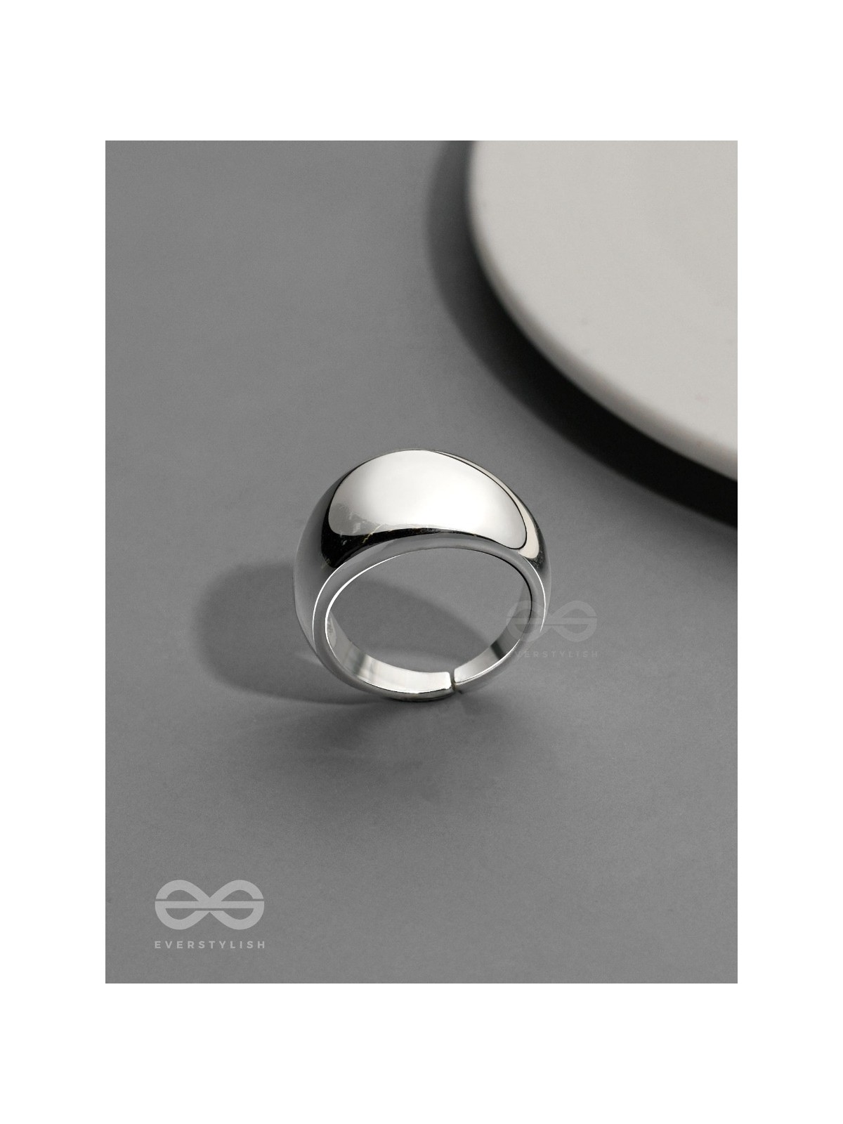 The Silver Stunner- Bold Silver Ring 