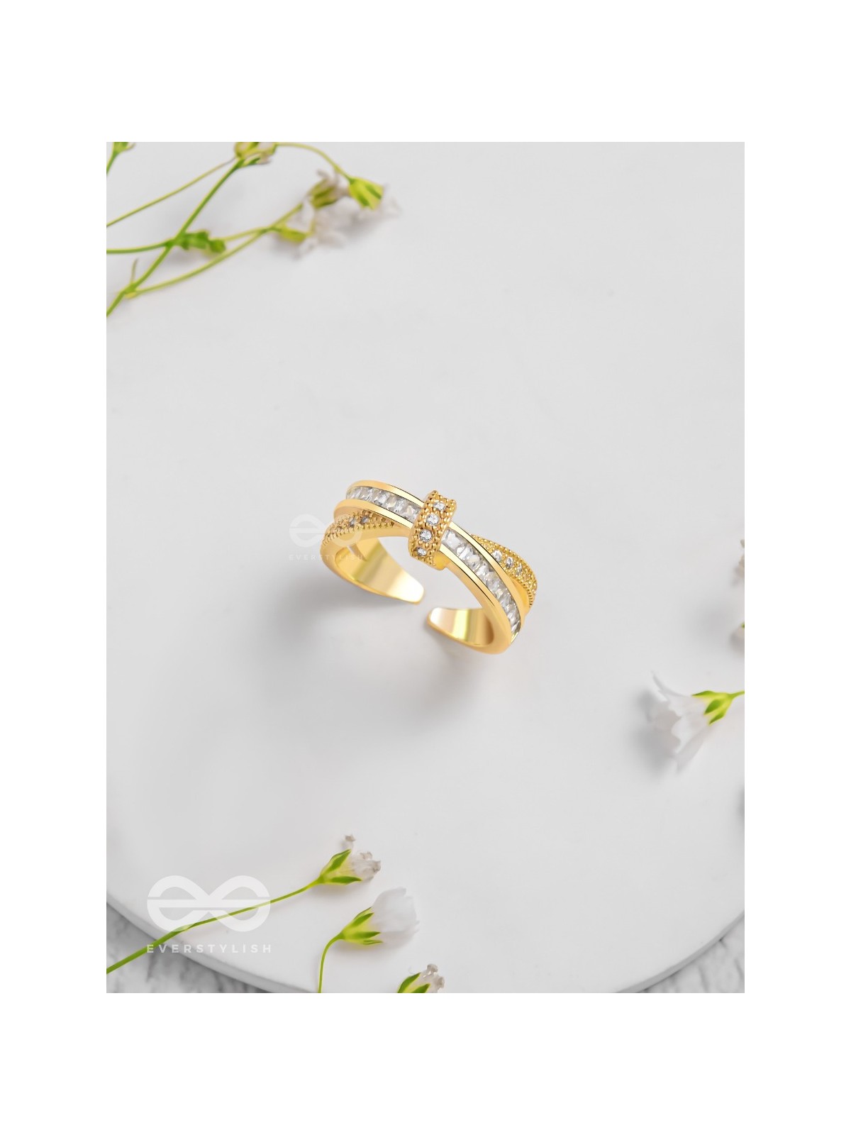 Twilight Crossroads - Golden Embellished Ring 