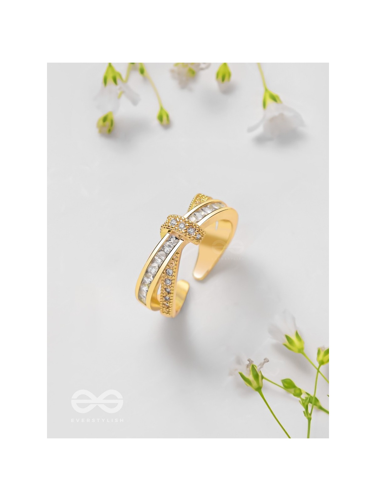 Twilight Crossroads - Golden Embellished Ring 