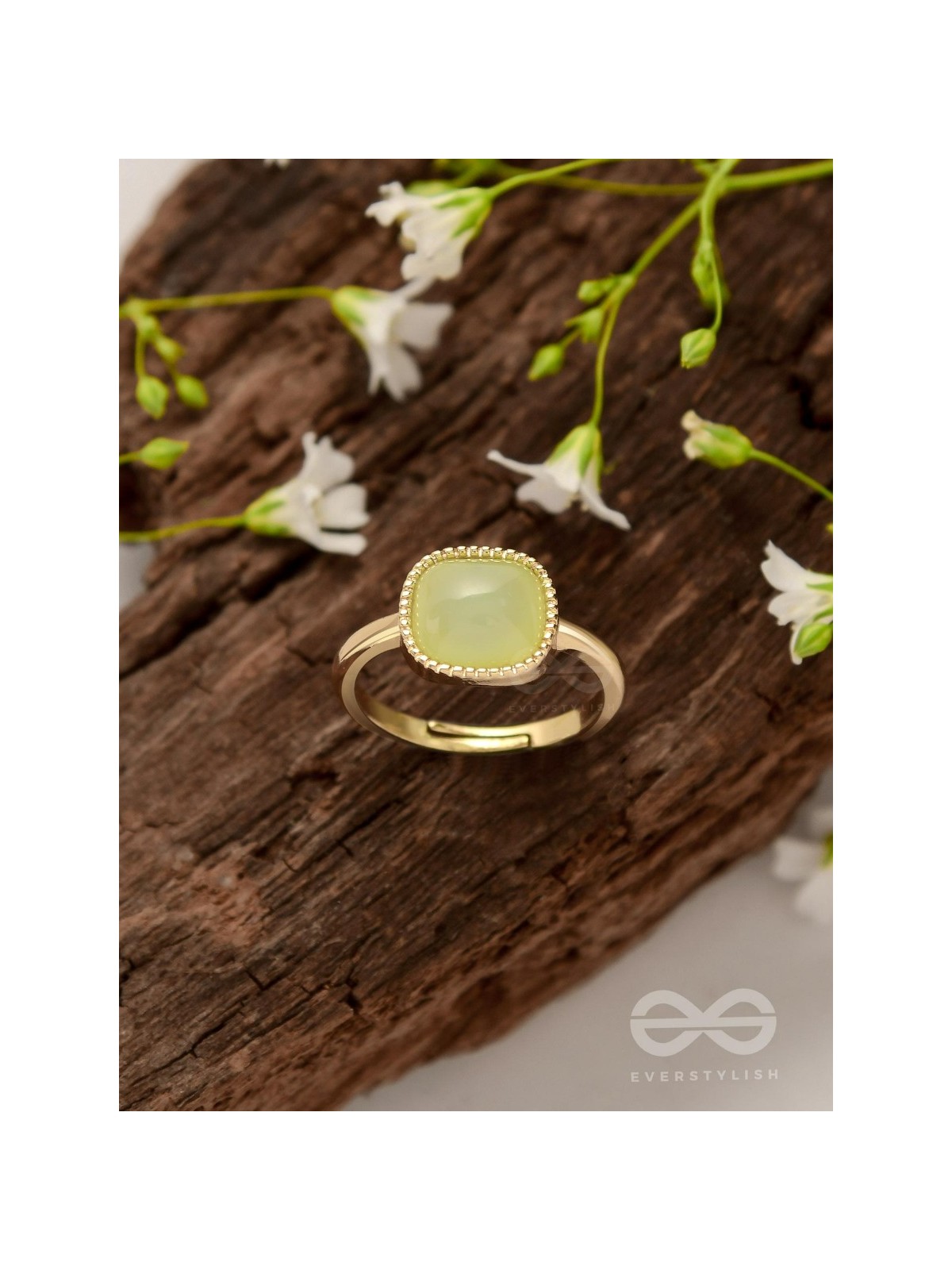 Lime Lush - Statement Golden Embellished Ring 
