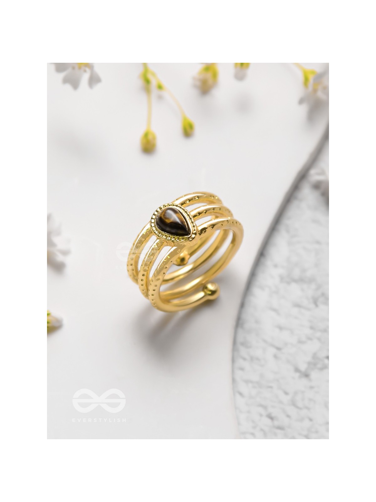 Gilded Mocha Elegance - Golden Beaded Ring 