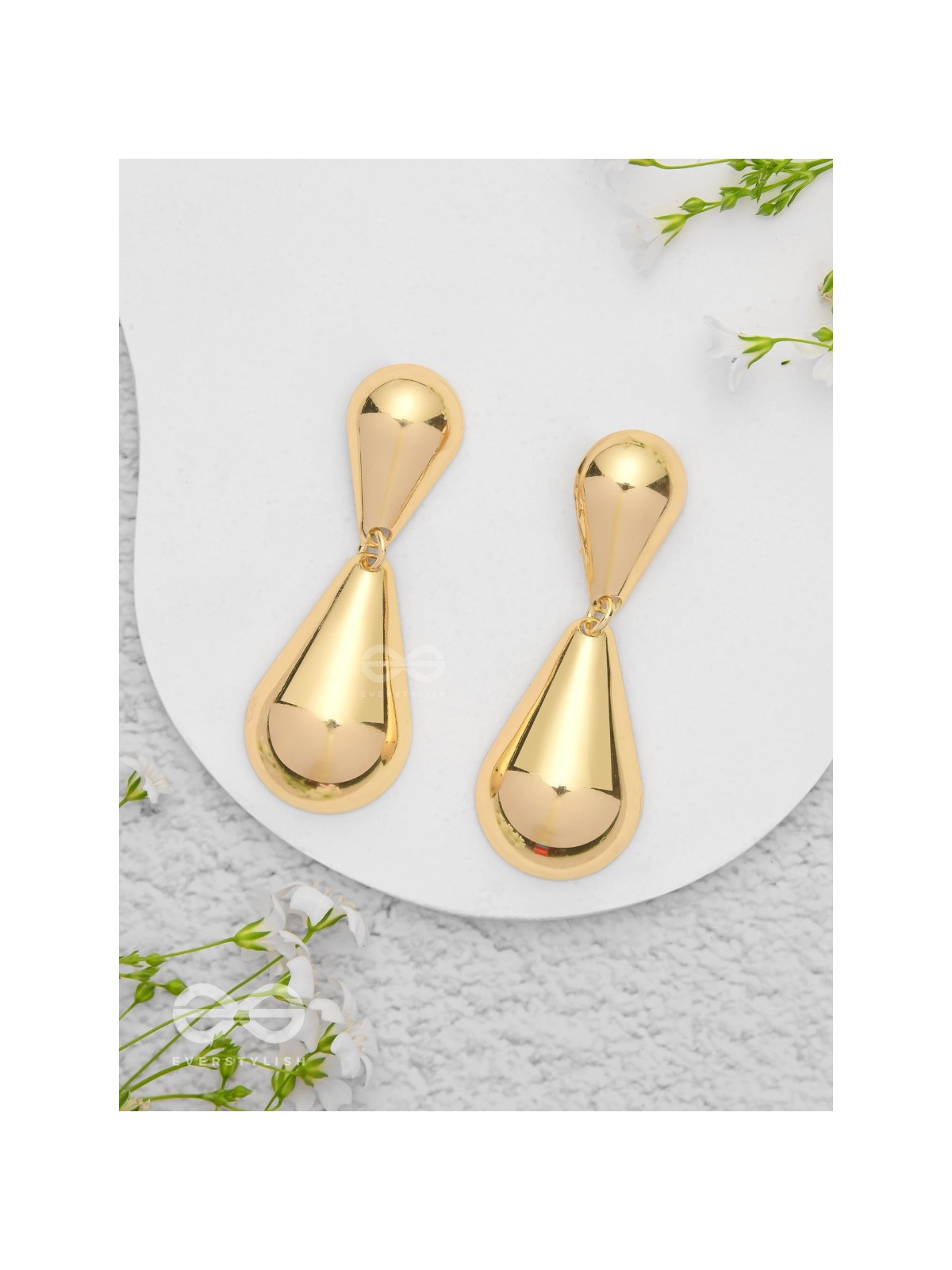 Glowing Galore - Statement Golden Earrings