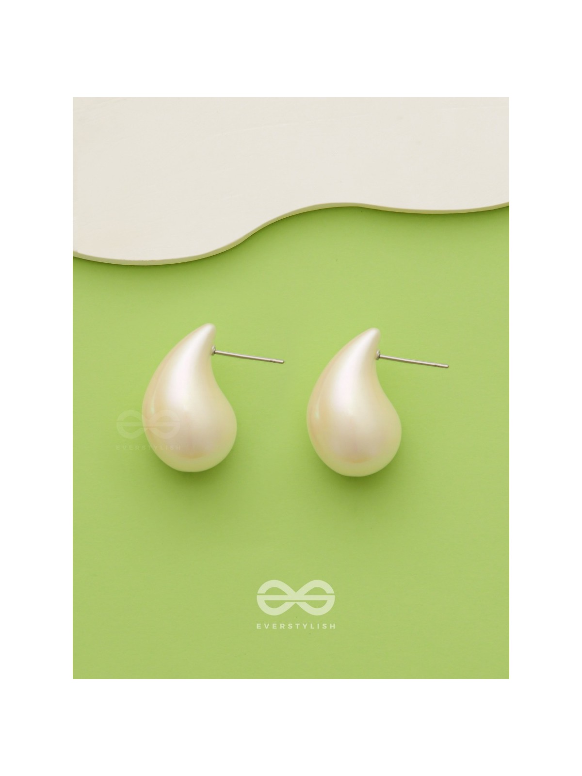 Glitter Drops - Holographic Acrylic Earrings (White)