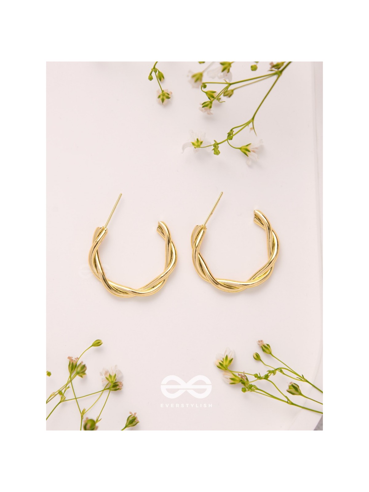 Tangled Treasures - Golden Earrings