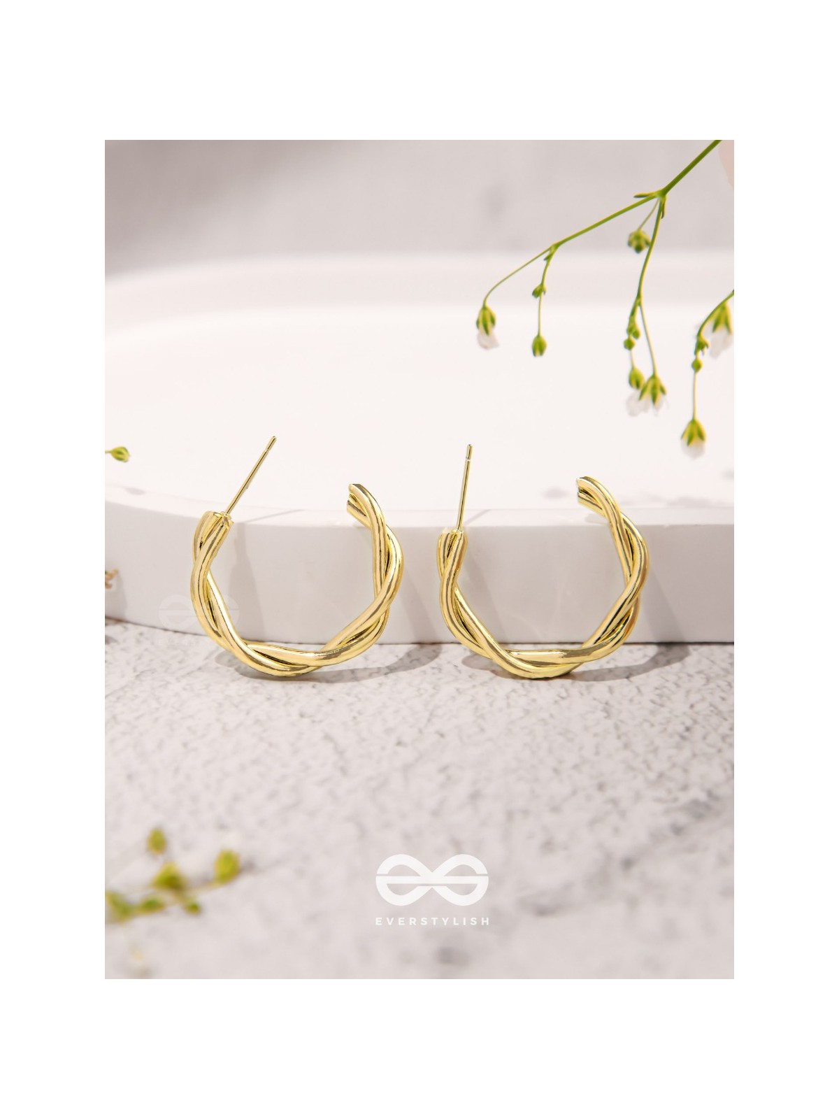 Tangled Treasures - Golden Earrings