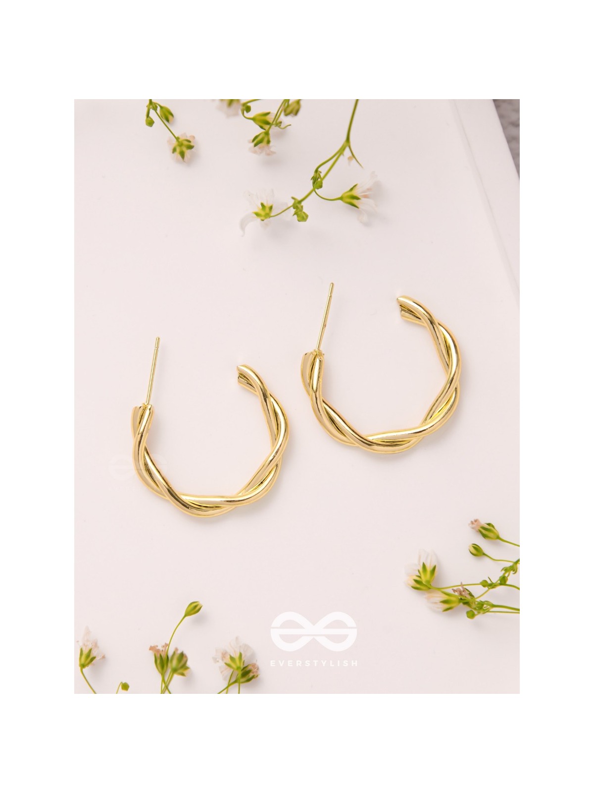 Tangled Treasures - Golden Earrings