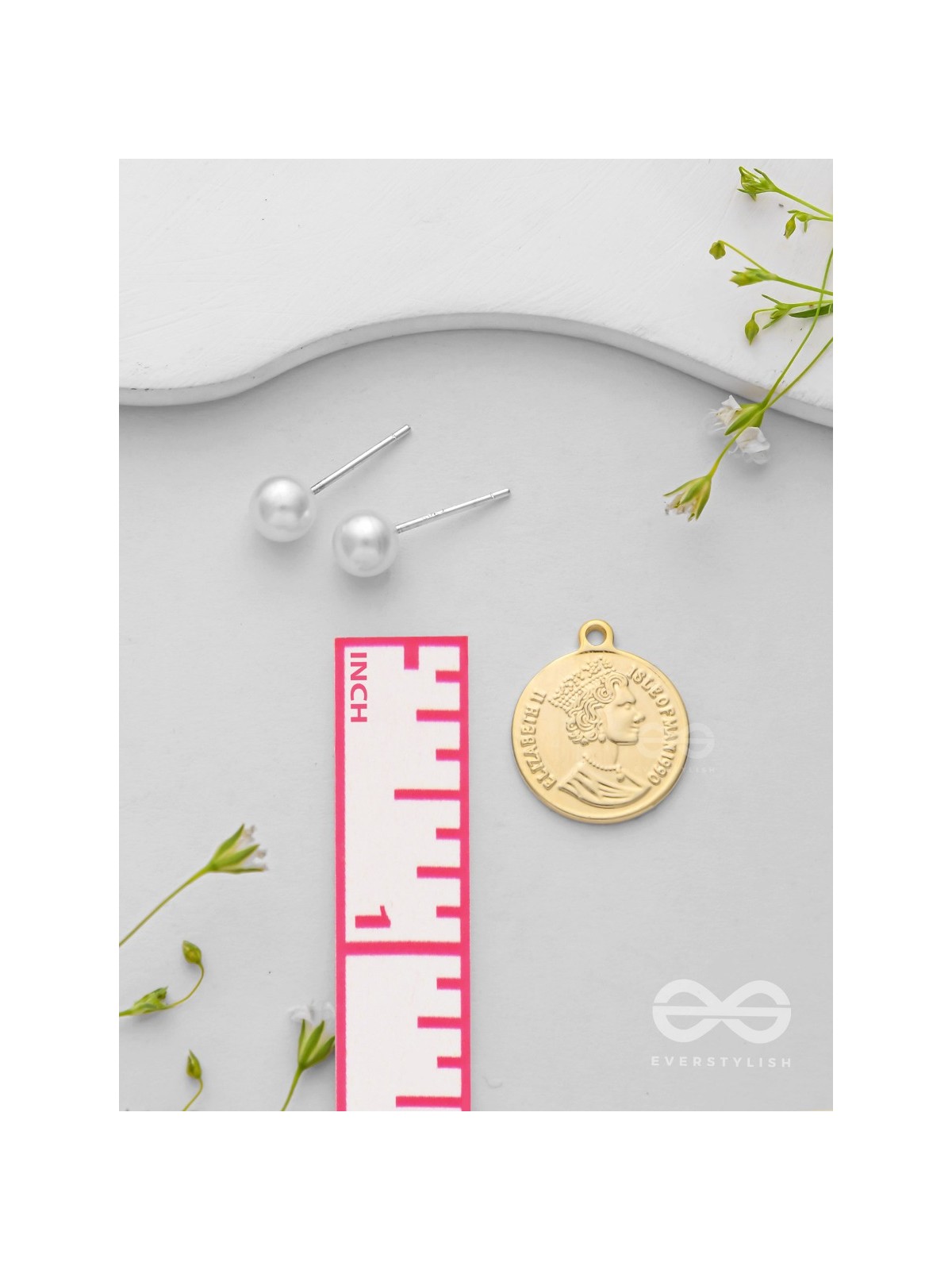 Victorian Rush - Golden Pearl Ear Jackets