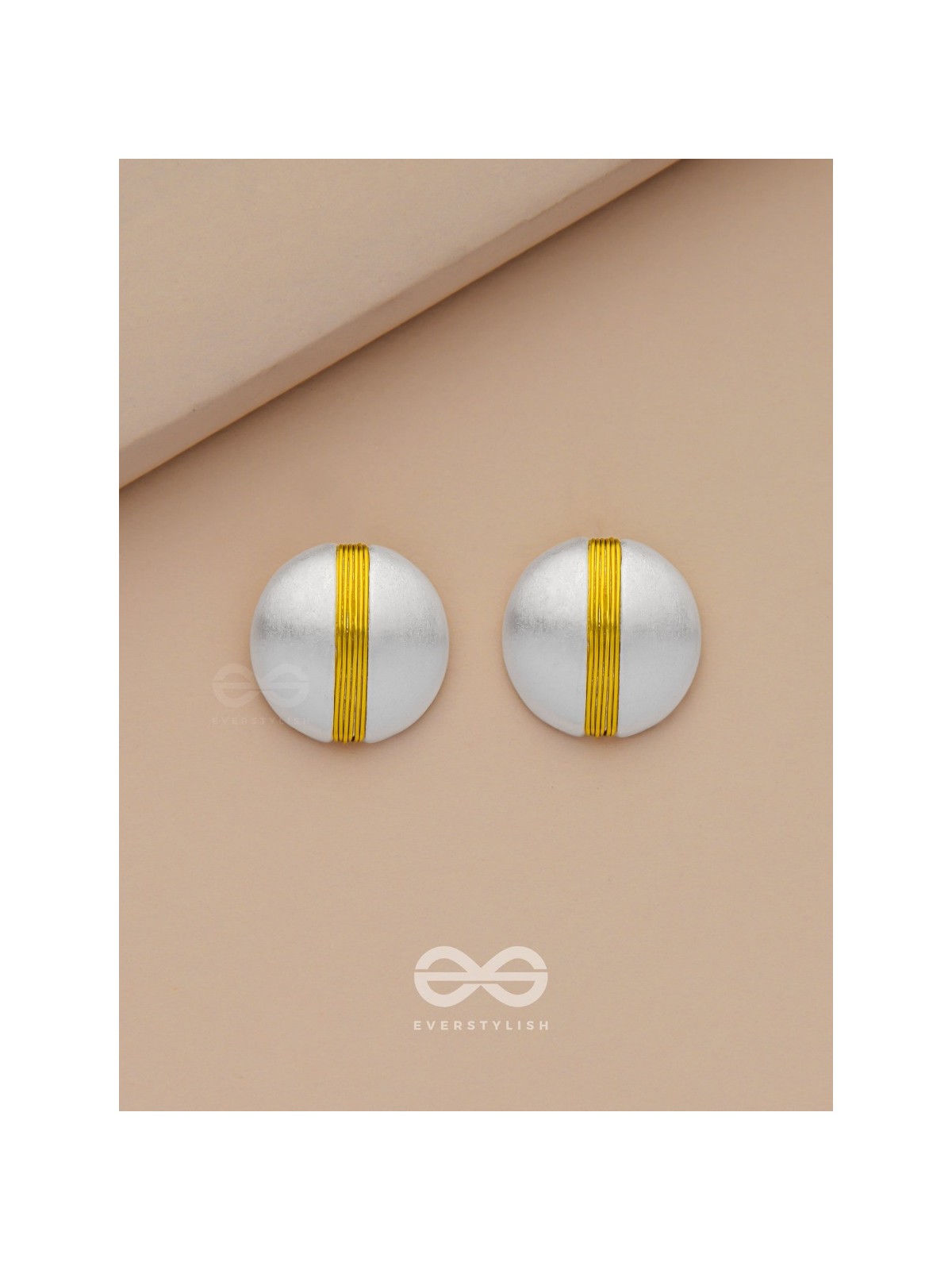 Subtle Streak - Silver Stud Earrings