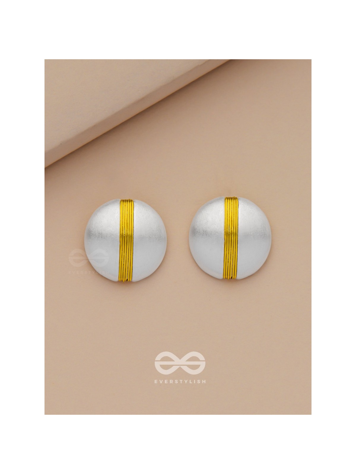 Subtle Streak - Silver Stud Earrings