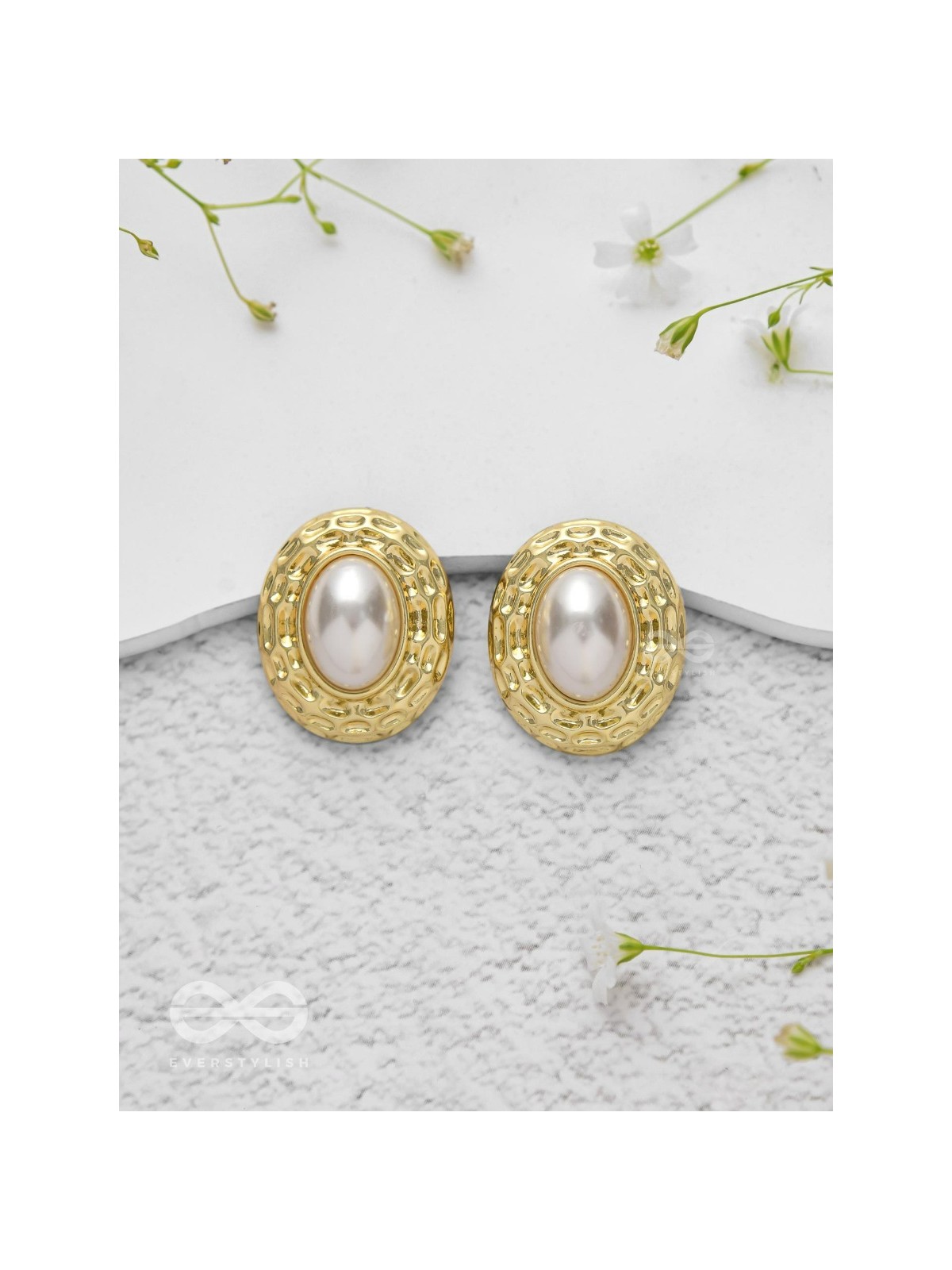 Gilded Pearls - Golden Earrings